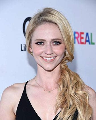 Johanna Braddy Bio 